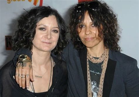 Sara Gilbert And Her Wife Linda Perry Separate After Five Years Of Marriage Celebrity Insider