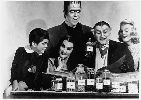 ‘the Munsters Reboot In Works At Nbc From Jill Kargman And Seth Meyers