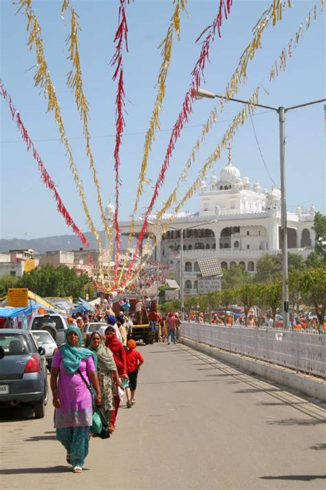 Baisakhi festival coincides with several regional festivals like pohela boishakh (bengali new year), vishu (kerala's. Vaisakhi - Wikipedia