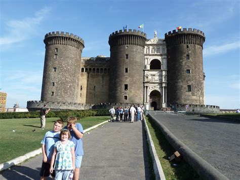 The Solley's in Italy: A wonderful day in downtown Naples