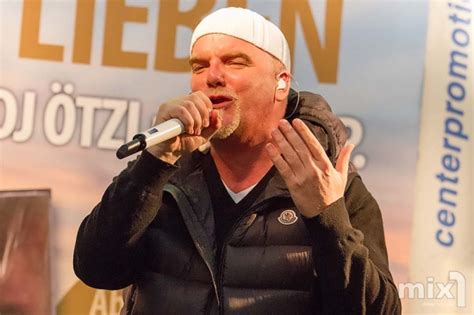 Dj ötzi wurde über nacht zum star und fasziniert seit nunmehr fast 2 jahrzehnten sein publikum. DJ Ötzi: Neues Album erscheint im März 2017