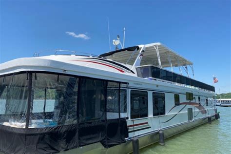 Beautiful 2003 horizon houseboat, 55 feet long, 16 feet wide, fully furnished. Houseboats For Sale In Tennessee And Kentucky : Houseboats ...