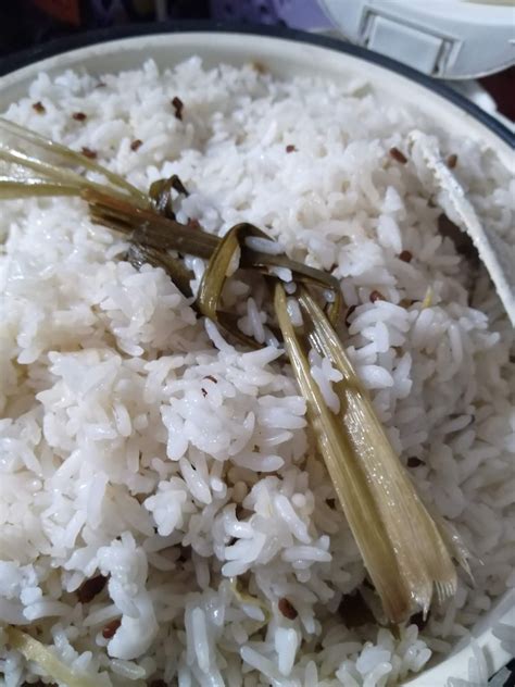 Beras faiza emas  beras hasil tempatan  sesuai untuk semua jenis masakan nasi seperti nasi lemak. namakucella: NASI DAGANG BERAS PULUT + BERAS BIASA - HARI ...