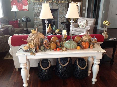 Use food for a winter centerpiece. Thanksgiving sofa table decor | Christmas sofa, Fall decor
