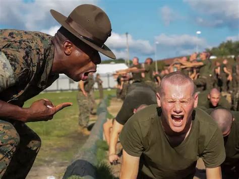 This Is What Hours Is Really Like For Recruits At Us Marine Corps
