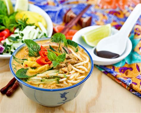 Marion's kitchen previous next ingredient laksa, laksa lemak, curry laksa, malaysian this recipe makes more laksa paste than you need. Siamese Laksa (Laksa Lemak) | Roti n Rice