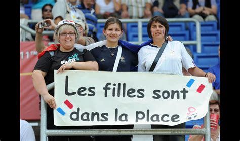 Photo Les Bleues De Sandrine Soubeyrand Et Sonia Bompastor E Du Mondial Ont Su