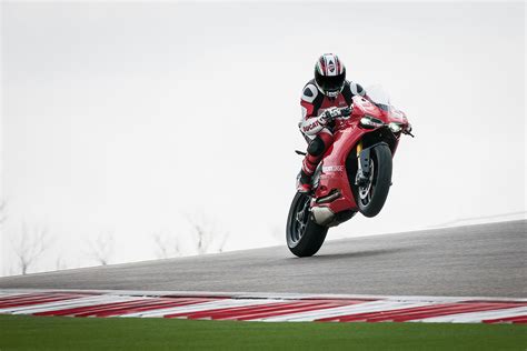 ducati panigale 1199 r specifications