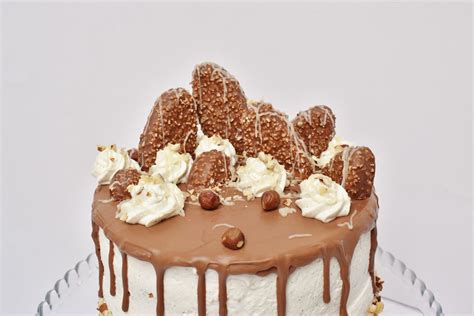 Zutaten (für eine 24er springform) für den boden: Kinder Maxi King Torte | Kinderschokoladen kuchen, Kuchen ...