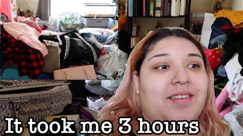 cleaning my messy room vlogmas day 1 youtube