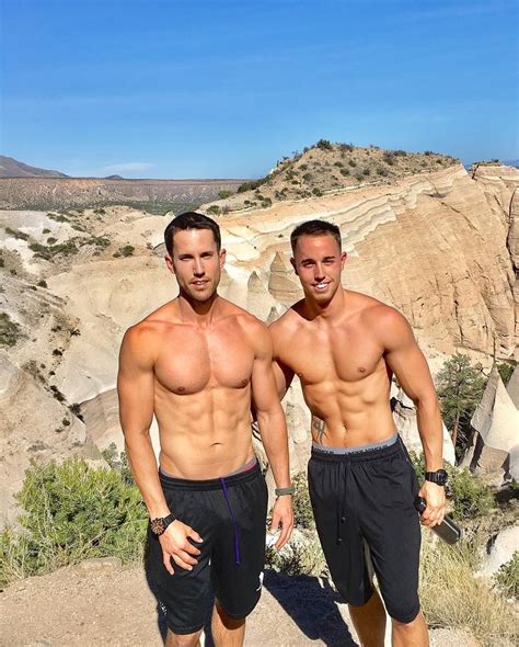 Love Is Love R Man Gay Men Fitness Club Muscular Men Gay Couple Bodybuilder Males Hot