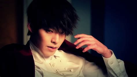 However as his modeling career grew bigger, and he started getting offers to do commercials he was soon told that some basic acting was. Kim Woo Bin Exclusive Fashion Film - YouTube