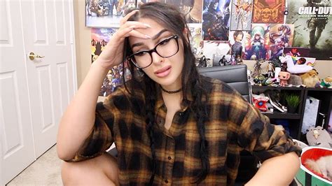 Scary Stuff Sssniperwolf 53 Girl Thinks She Is A Wolf Youtube