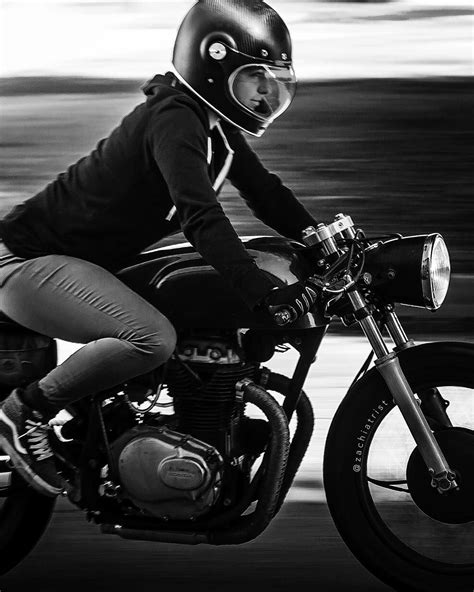 Top 10 Motorcycles For Women By The Numbers Cafe Racer Style Cafe Racer Cafe Racer Motorcycle