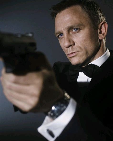 Pin By James Wright On 007 Daniel Craig Bond Daniel Craig James Bond