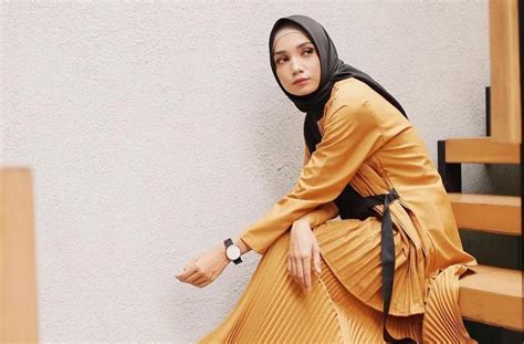 Gamis jilbab maysuun, kota yogyakarta. Kerudung Kuning Cocok Dengan Baju Warna Apa - Tips Mencocokan