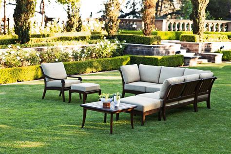 Some popular product styles within brown jordan patio furniture are coastal , classic and transitional. Outdoor Furniture