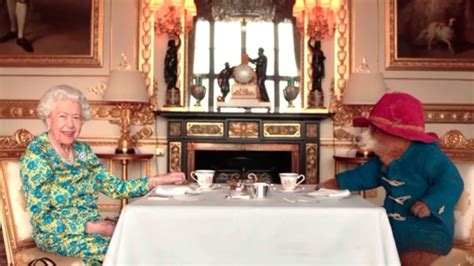 Watch Paddington Bear And Queen Elizabeth Take Tea In Platinum Jubilee Comedy Video
