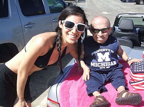 Ranae Shrider And Verne Troyer Photos News And Videos Trivia And