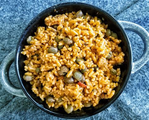 Puerto Rican Yellow Rice Arroz Con Gandules Plant Based And Broke