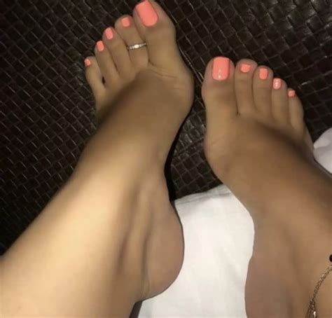 Mmm I Think I Have The Prettiest Feet Nudes Feet Nsfw Nude Pics Org