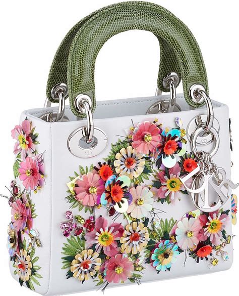 Dior Springsummer 2016 Handbag Collection Trending Handbag Bags