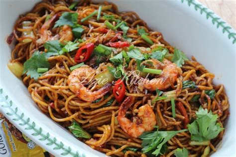 Mee Goreng Sedap dan Mudah Untuk Berbuka Puasa  Azie Kitchen