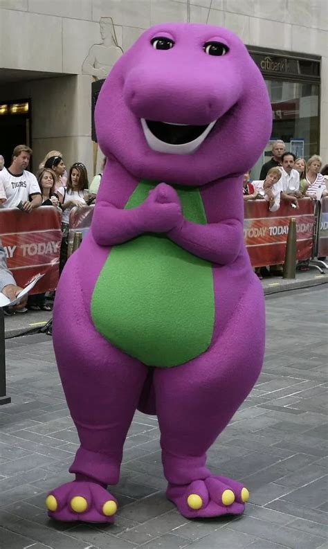 Barney The Dinosaur Actor S Surprisingly Raunchy Job Will Change How You See Him Forever Daily