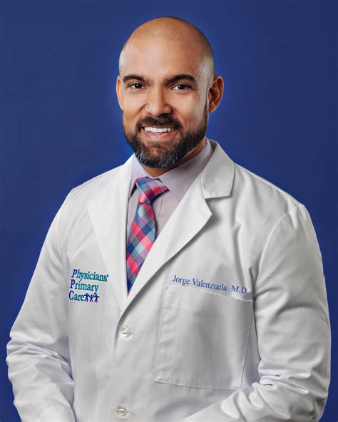 Dr Jorge Valenzuela Joins Physicians Primary Care Healthy Lee Lee County Taking Its Own