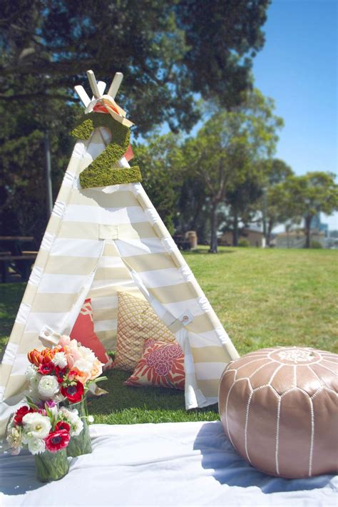 Add a few personal touches to the party to make it special. Birthday Picnic in the Park — West Coast Capri | Picnic ...