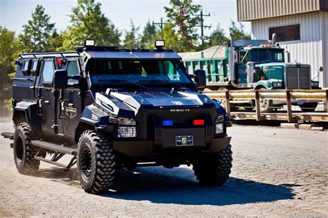 Image Result For Swat Suv Armored Truck Armored Vehicles Police Truck