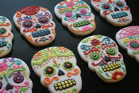 Dia De Los Muertos Skull Cookies Sugar Cookies Recipe Sugar Cookies Decorated