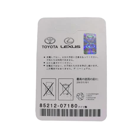Pin Chìa Khóa ô Tô Toyota Corolla Cross Chính Hãng Sản Xuất Theo Công