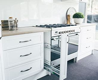 It's a simple way to add a new colour or sheen to your existing kitchen makeover, when the doors and drawer fronts may still be in perfectly good working order. Cheap Flat Pack Kichen Cabinets Melbourne | Flatpack Kitchens