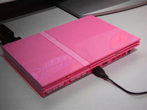Pink Playstation 2 2006 Set Gaming Consoles Shiny S Flickr