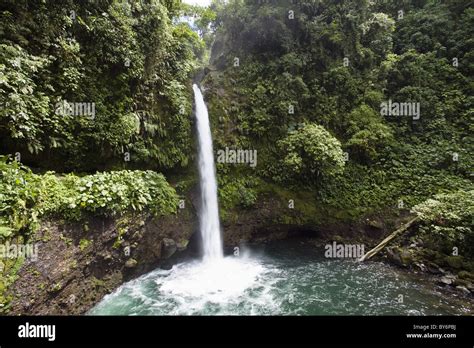 La Paz Waterfalls Rainforest Costa Rica Stock Photo Alamy