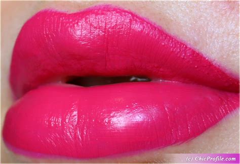 Fenty Beauty Unlocked Stunna Lip Paint Review And Swatches Fenty Beauty