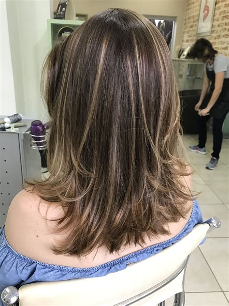 Pin By Indra Niero On Job Brunette Hair With Highlights Haircuts