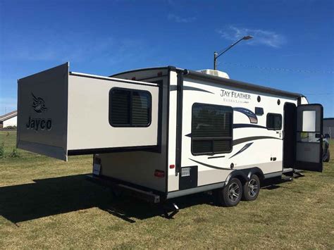 2015 Used Jayco Jay Feather Ultra Lite X213 Travel Trailer In Florida