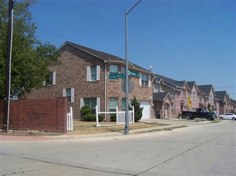 Prairie view is conveniently located in frisco, near the intersection of coit road and panther creek parkway. Grand Prairie Dallas Texas June 2020