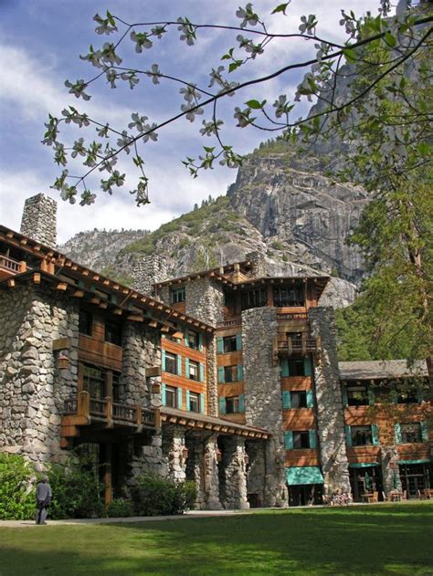 10 Epic National Park Lodges To Book Rn Yosemite Lodging National