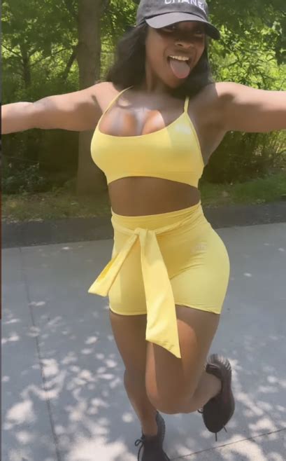 Body Is Bodying Reginae Carter Shows Off Her Snatched Figure In New