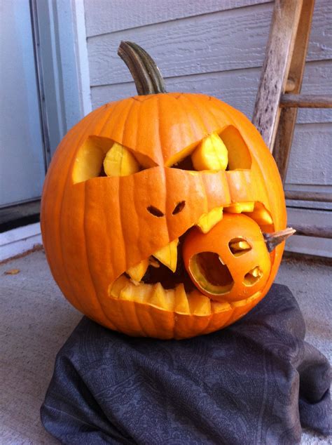 20 Little Pumpkin Carving Ideas