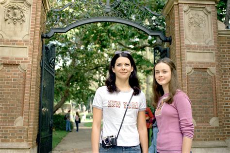 The Best And Worst Gilmore Girls Characters Ranked Behiinfo