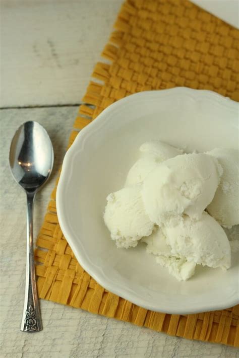 Simple Homemade Vanilla Ice Cream The Prairie Homestead
