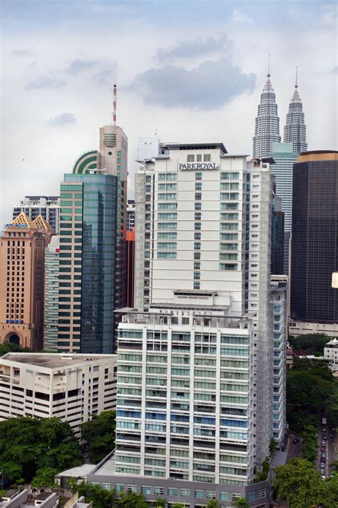 From street dining to luxury shopping, kuala lumpur is a buzzing hub of unique experiences. Parkroyal Serviced Suites Kuala Lumpur en Kuala Lumpur ...