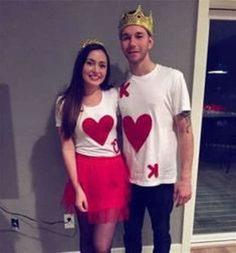 40 awesome couples halloween costumes ideas dresscodee diy couples costumes queen of hearts