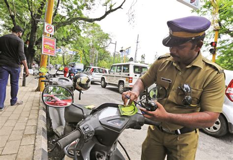 Kerala traffic fine , mumbai traffic fine, karnataka traffic fines and other states traffic fines are all the way same only because these all come under traffic police fine india. Kerala has to cross many stages to reduce hefty traffic ...