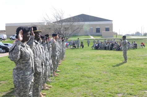 Thunder Horse Troopers Remain In Uniform Keep Army Strong Article