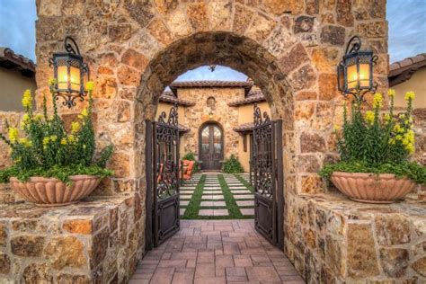 Tour A Luxurious Mediterranean Style Home In Scottsdale Ariz 2016